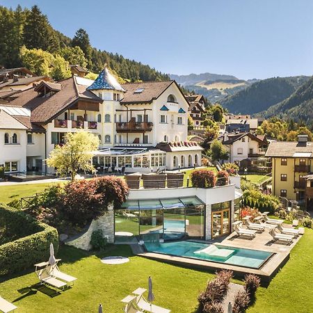 Alpenheim Charming & Spa Hotel オルティゼーイ エクステリア 写真