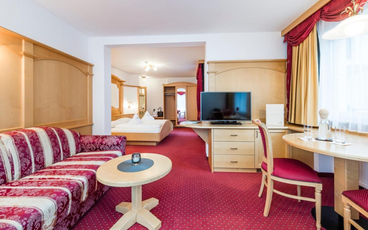 Alpenheim Charming & Spa Hotel オルティゼーイ エクステリア 写真