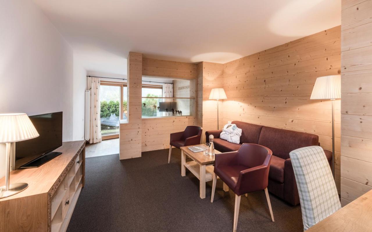 Alpenheim Charming & Spa Hotel オルティゼーイ エクステリア 写真