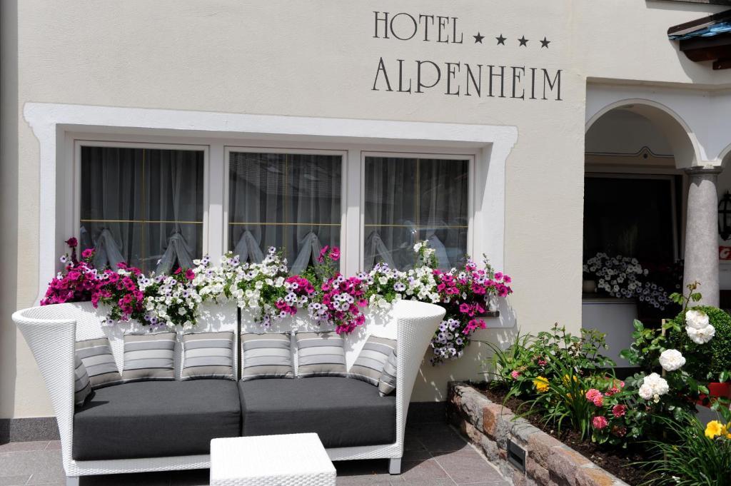 Alpenheim Charming & Spa Hotel オルティゼーイ エクステリア 写真